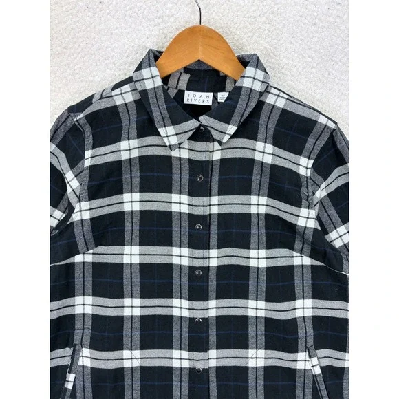 Joan Rivers Plaid Flannel Shirt Women's LP Black Gray Button Up Petite Casual - Picture 2 of 10